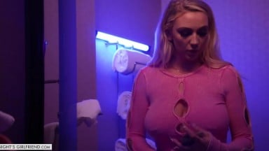 [中文字幕]TonightsGirlfriend.23.07.21.Kendra.Sunderland 肯德拉·桑德兰让粉丝用肥皂涂抹她的大胸