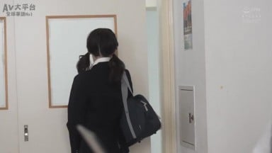CAWD-960 日向由奈 幸村泉希 西元明沙 西元めいさ 北岡果林 中文字幕 都立混校回家部J●4人組、不按規矩偷窺校規。 香鈴、芽衣、由奈、五月倩。