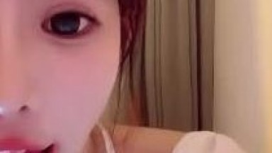 抖音美女尺度走光精選 -2