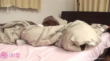 Tokyo-hot n0787 纯洁的国民偶像被调教成国民肉便器 用粉嫩美穴接纳粉丝们的精液 叶咲梦
